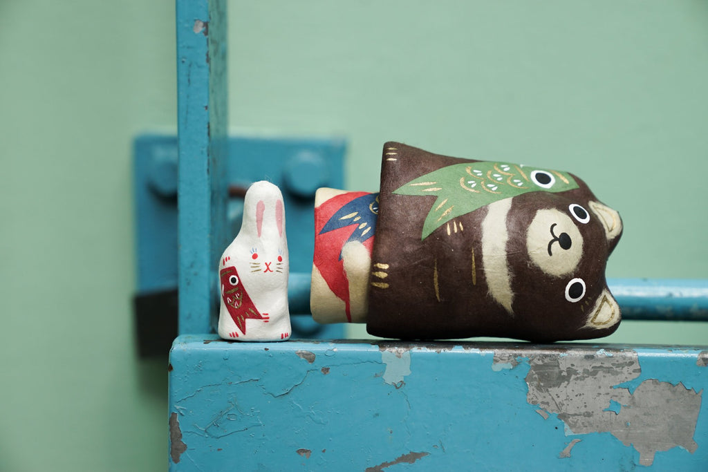 Ichino Gold Bear White - OKURA