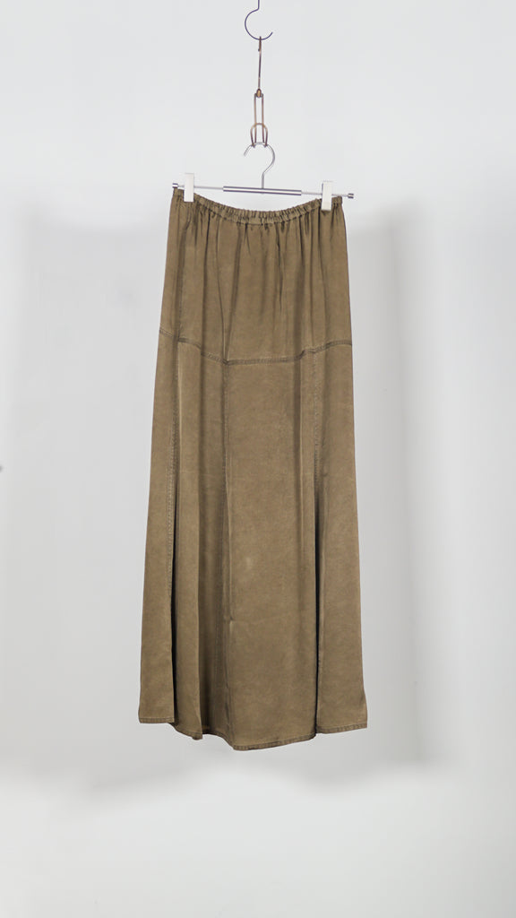 Shinzone Pigment Dyed Satin Skirt Kahki - OKURA