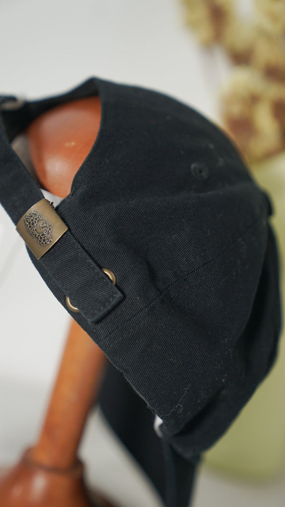 Byea. Not Apple Cap Banana Black - OKURA