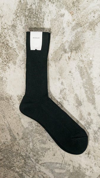 Auralee Men Ginza Low Gauge Socks Black - OKURA