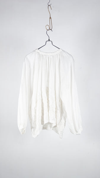 Bunon Flower Ribbon Blouse - Khadi Cotton Silk Flower Embroidery B.White - OKURA
