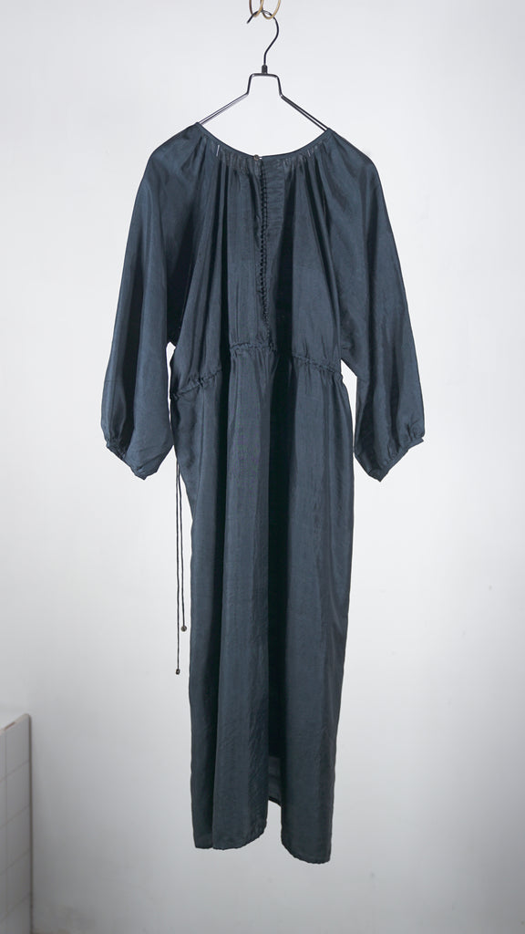 Bunon Back Button Dress - Khadi Silk Charcoal - OKURA