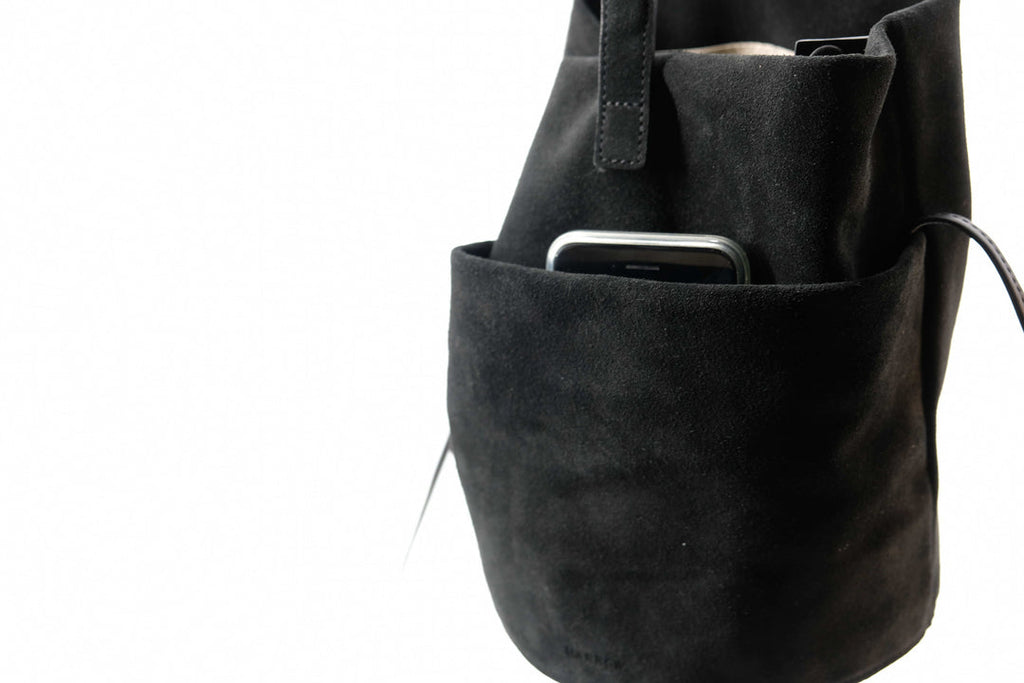 Marrow Velour Round Handle Black - OKURA