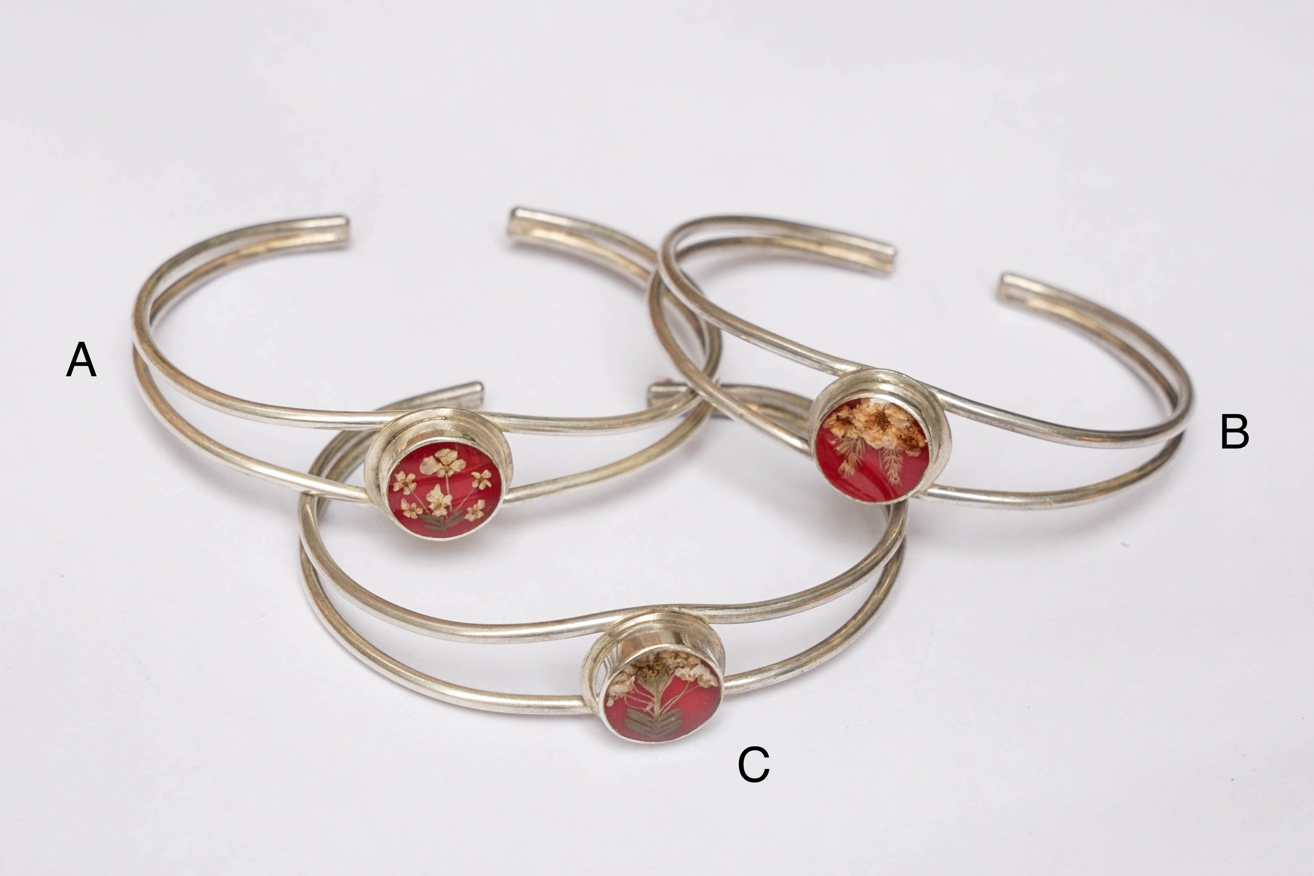 希少 GUSTAVO Flower Bracelet  【Lantiki】 Gustavo Flower Chain Bracelet