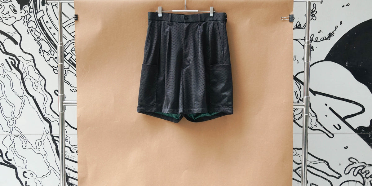 Neat Poly Mesh Cargo Shorts Black X Green – OKURA