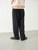 Auralee Men Light Wool Max Gabardine Two-Tuck Slacks Top Black - OKURA