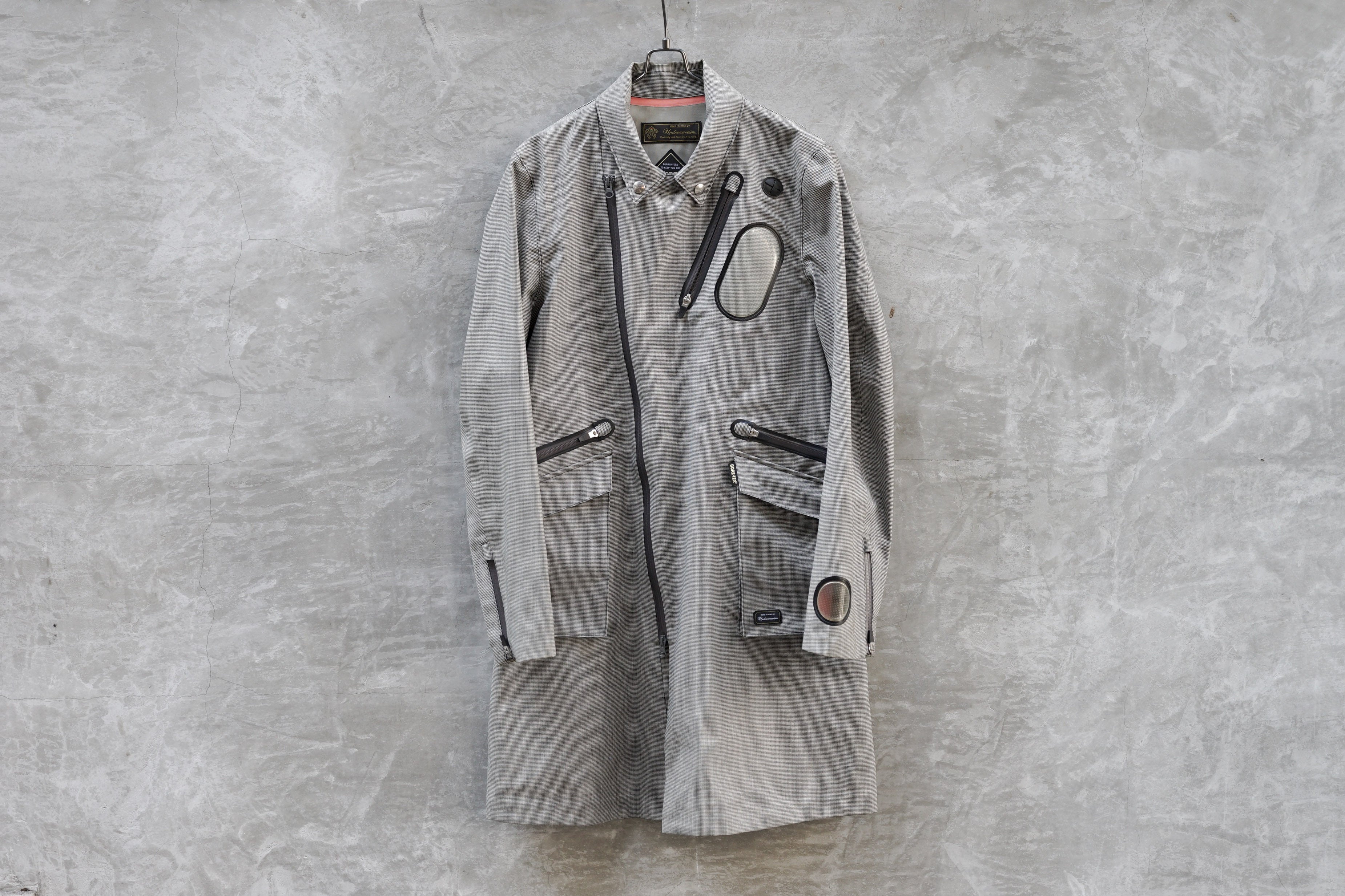 UNDERCOVER – OKURA